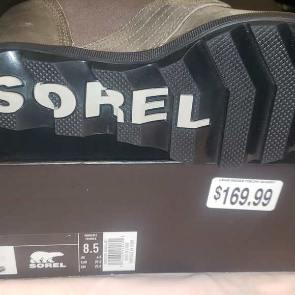 Sorel Boots - Picture 8 of 8